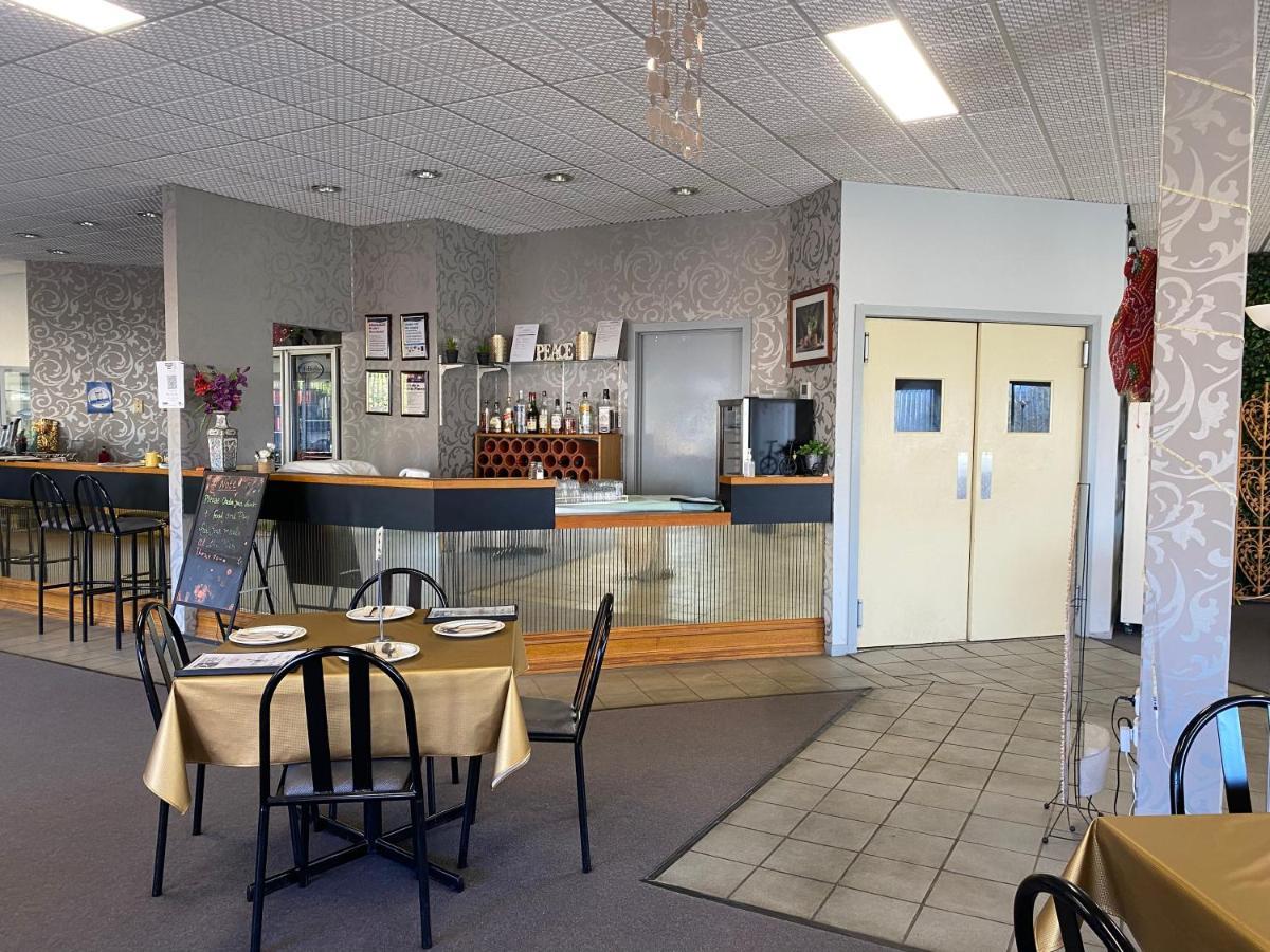 Mountain Creek Motel Bar & Restaurant Mount Beauty Εξωτερικό φωτογραφία