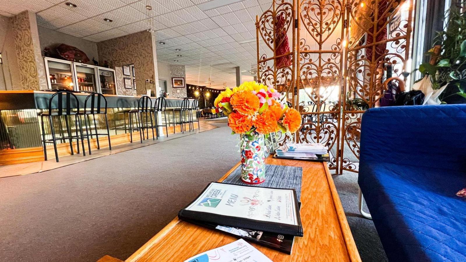Mountain Creek Motel Bar & Restaurant Mount Beauty Εξωτερικό φωτογραφία