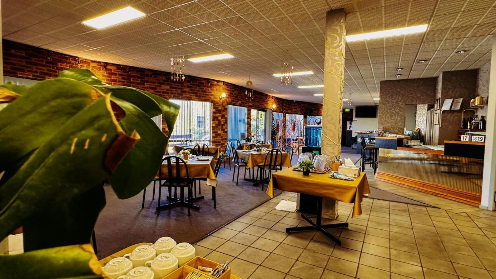 Mountain Creek Motel Bar & Restaurant Mount Beauty Εξωτερικό φωτογραφία